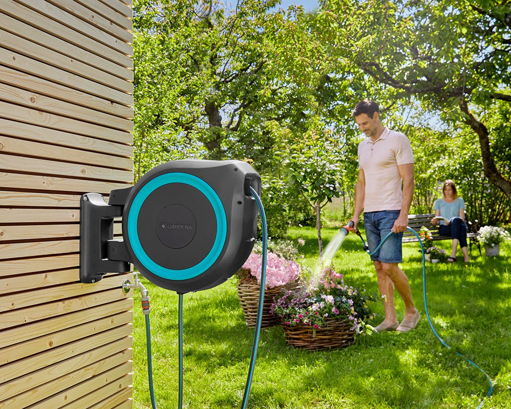 Gardena Wall-Mounted Hose Reel RollUp XL 35m – Automatic Roll Control & Premium Hose