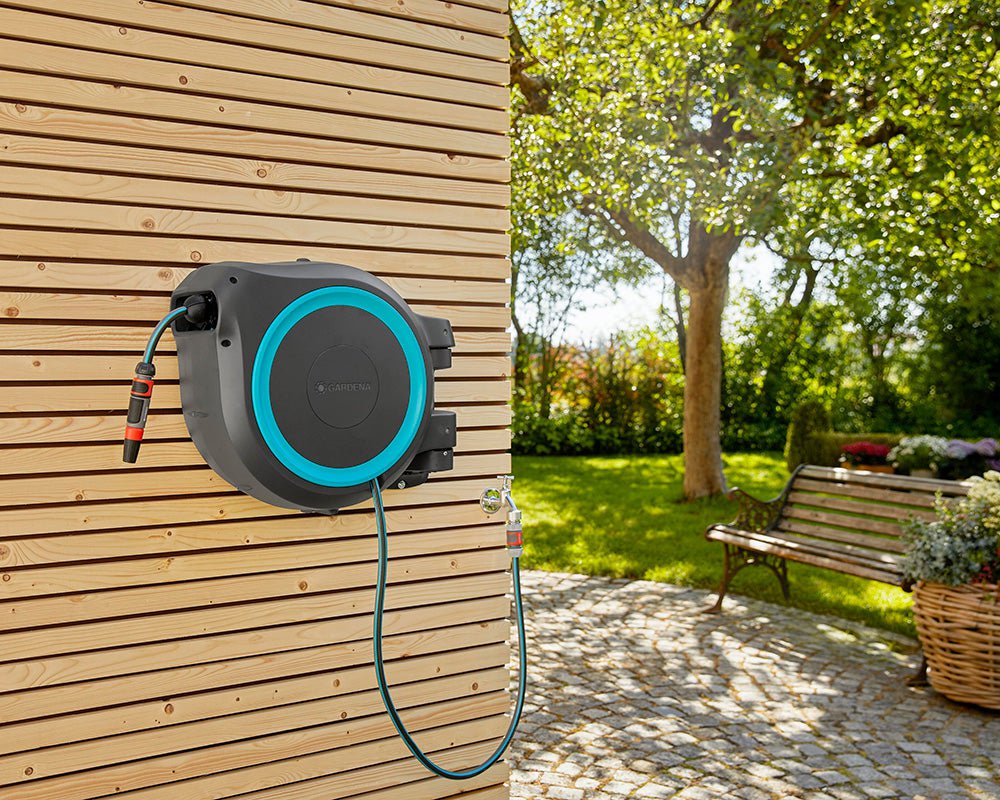 Gardena Wall-Mounted Hose Reel RollUp XL 35m – Automatic Roll Control & Premium Hose